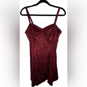 Vintage Red Velvet Mini Dress – Size 12 – Crushed Velvet Y2K Style